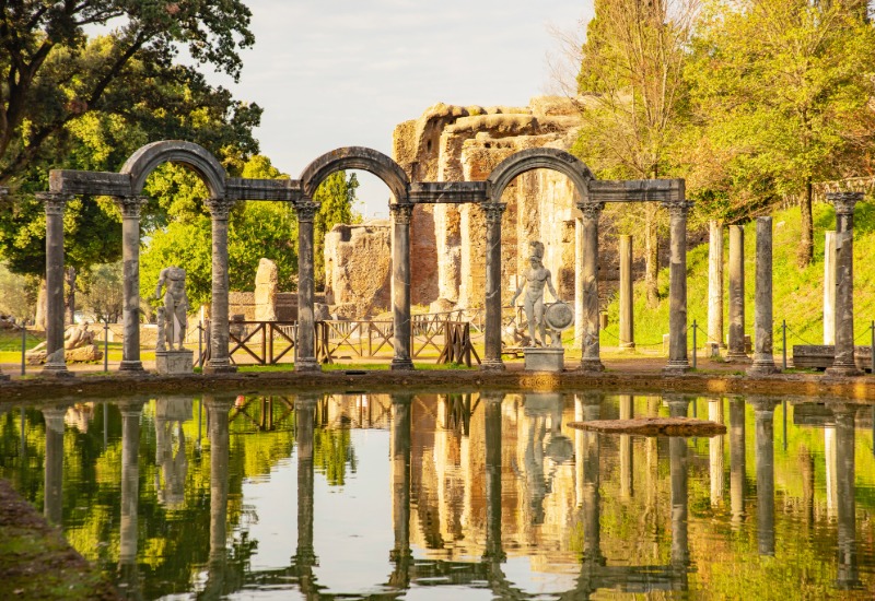 Hadrianus Temple Suites location